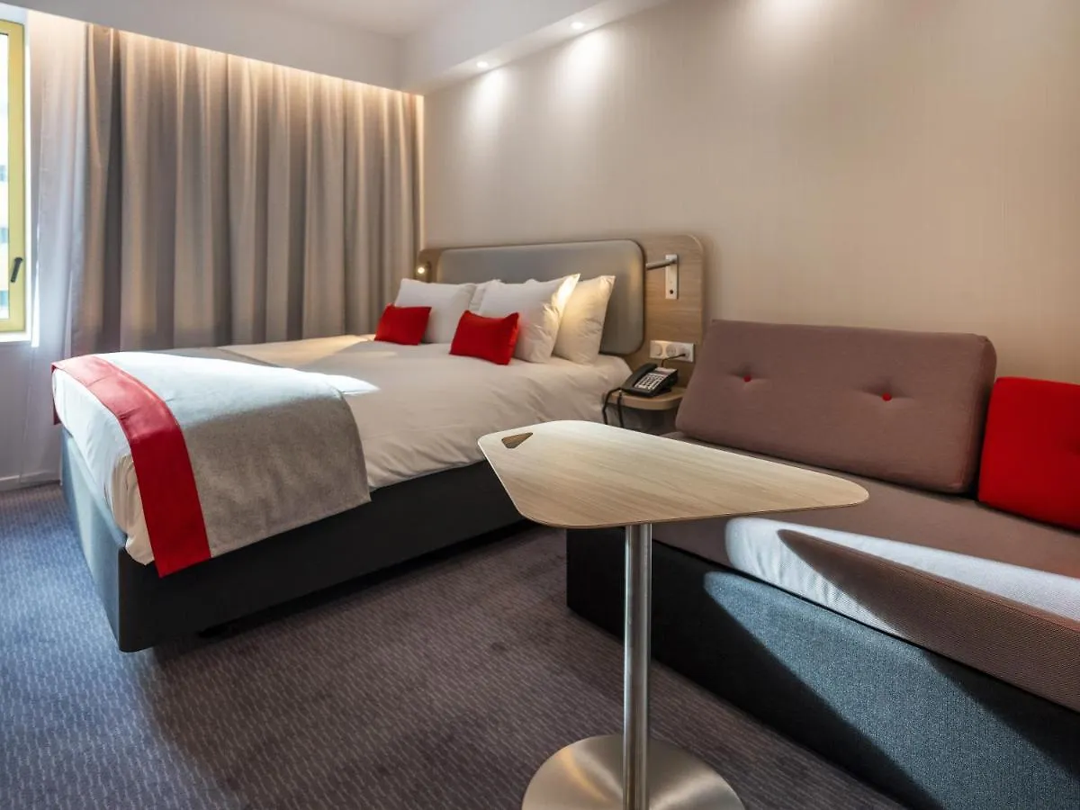 Holiday Inn Express - Nice - Grand Arenas By Ihg 3*,