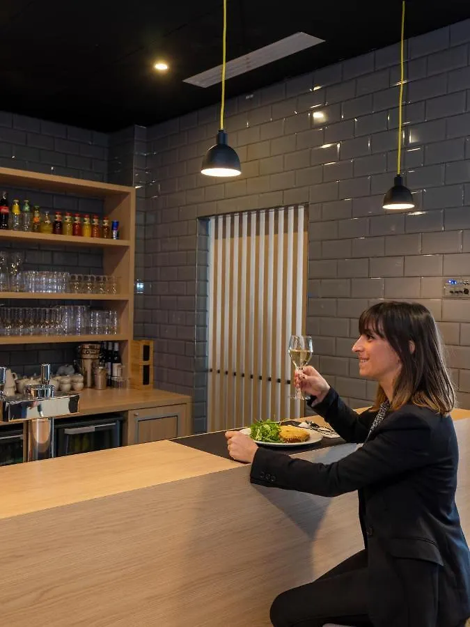 *** Hotel Holiday Inn Express - Nice - Grand Arenas By Ihg France
