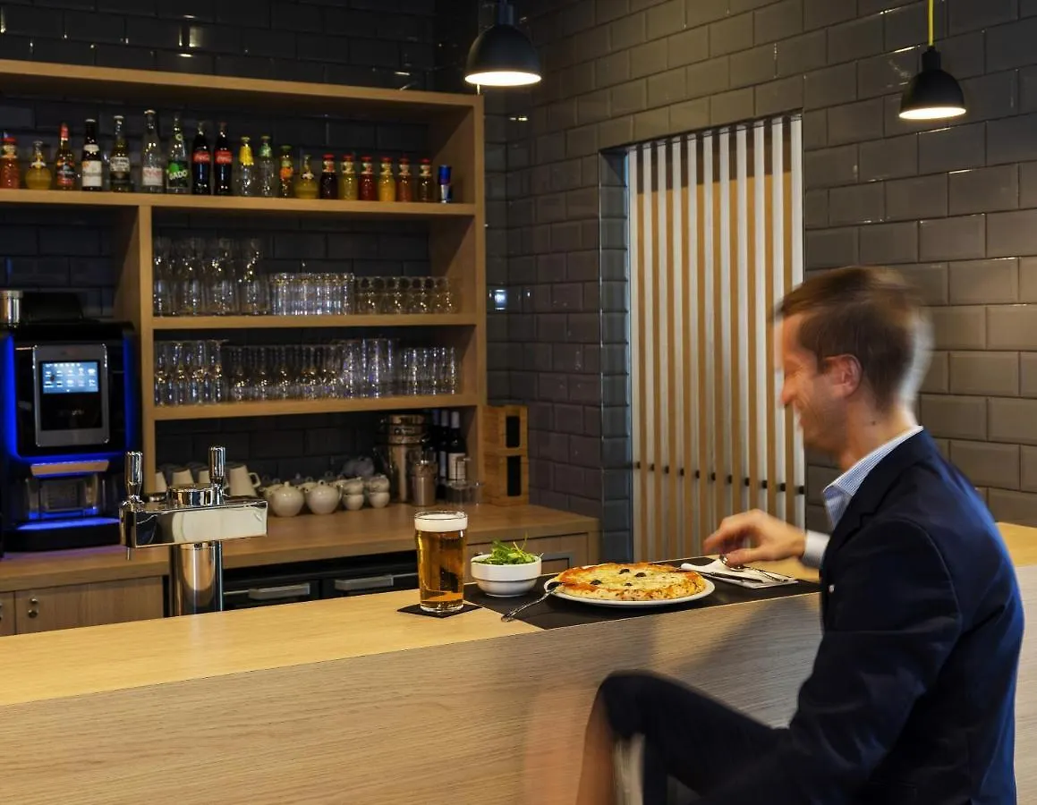 Hotel Holiday Inn Express - Nice - Grand Arenas By Ihg