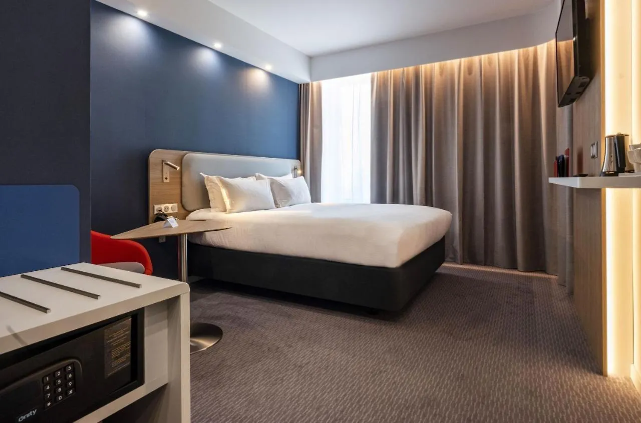 Holiday Inn Express - Nice - Grand Arenas By Ihg 3*,  צרפת