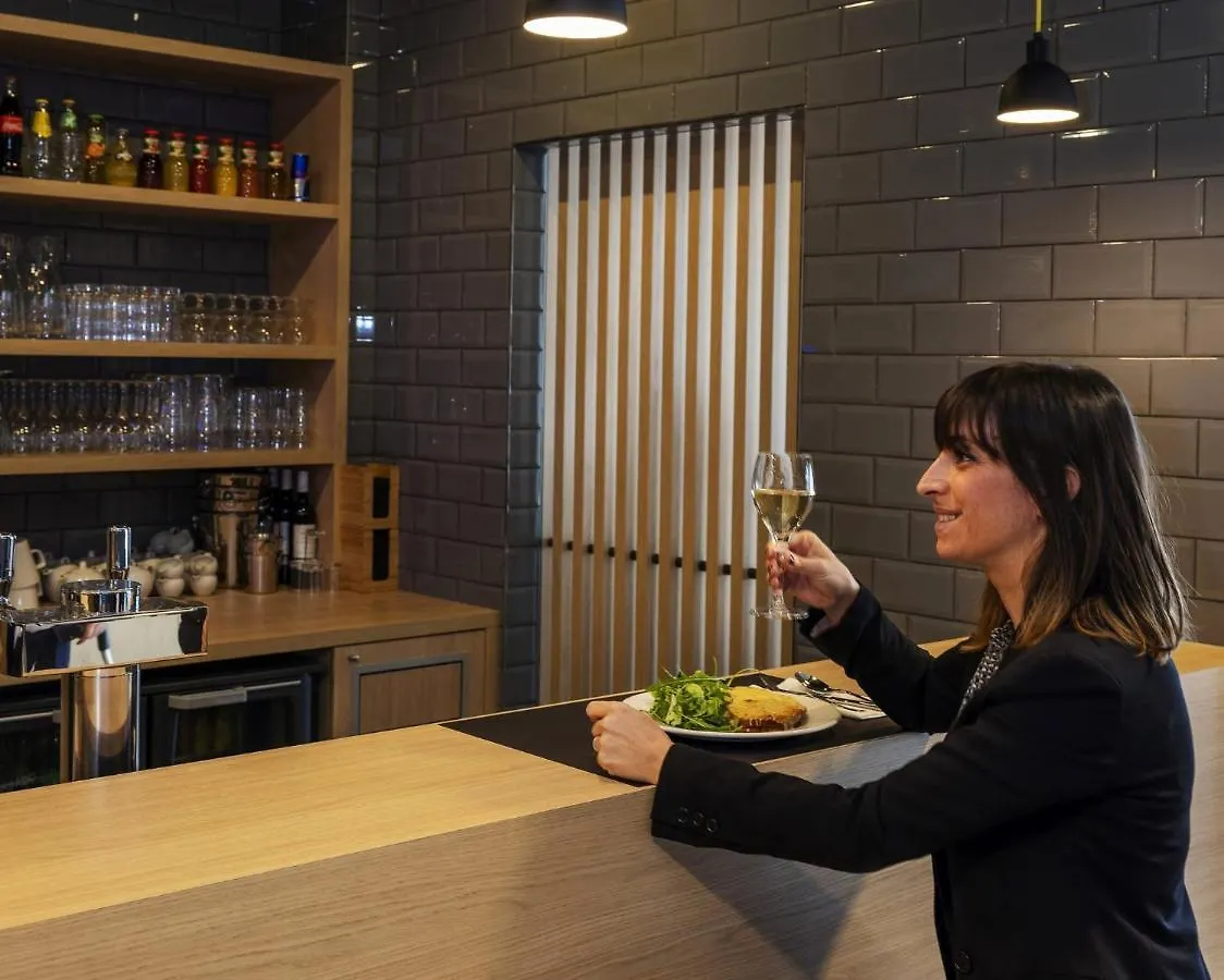 *** Hotel Holiday Inn Express - Nice - Grand Arenas By Ihg France